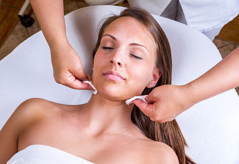 Glycolic-Peel-2 Glycolic Peel